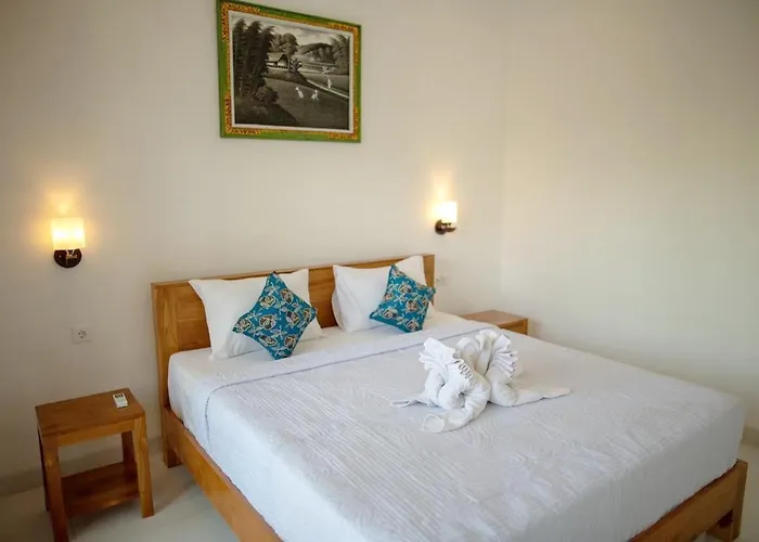 Hotel Frangipani House And