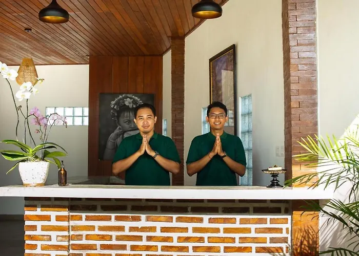 Hotel Frangipani House And 3*
